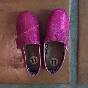 Girls Toms